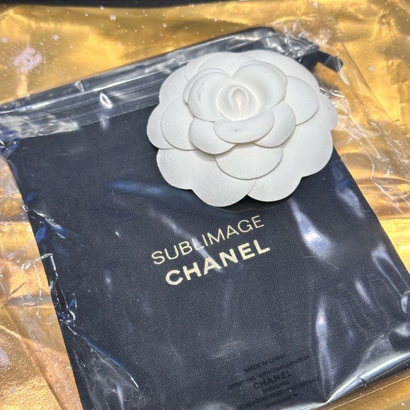 Chanel beauty fabric pouch for make up. Sublimage skin care pouch - Picture 2 of 2